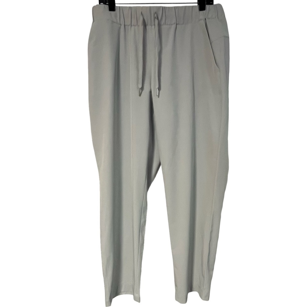 Chico's Women's Zenergy Joggers Light‎ Gray Lightweight Pants Women's Size 10